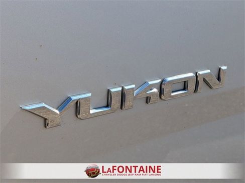 Used 2019 GMC Yukon SLE w/ SLE Value Package image 10