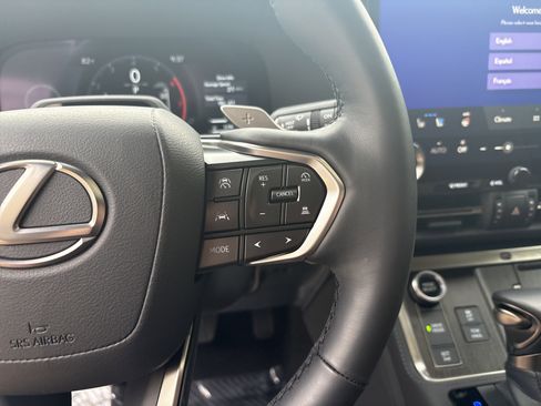 Used 2025 Lexus GX 550 w/ Accessory Package (2T) AWD/4WD image 20
