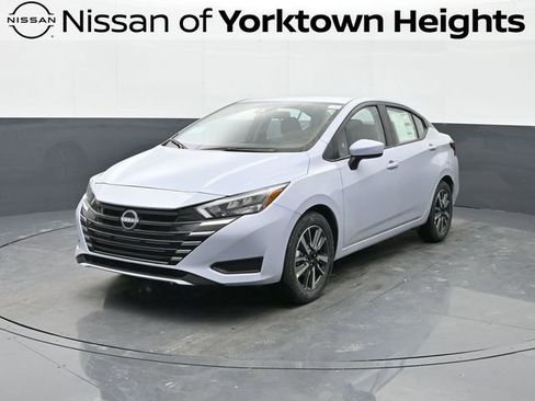 New 2025 Nissan Versa SV w/ Trunk Package FWD image 1