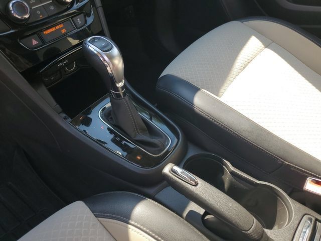 Used 2019 Buick Encore Preferred FWD image 19