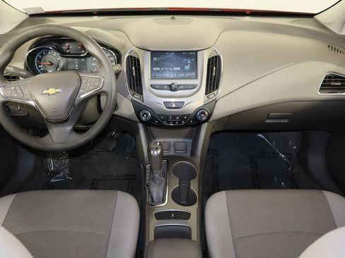 Used 2016 Chevrolet Cruze LT w/ Convenience Package image 14