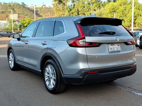 Certified 2024 Honda CR-V EX image 6