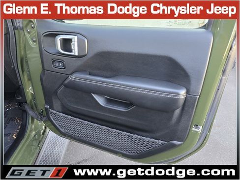 Used 2021 Jeep Wrangler Unlimited Sahara image 36