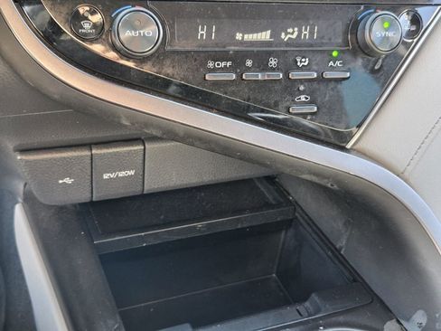 Used 2024 Toyota Camry LE w/ Convenience Package FWD image 18