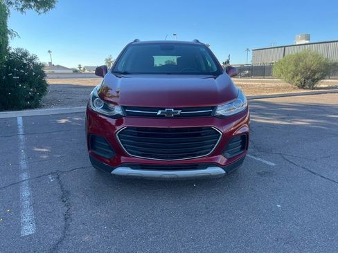 Used 2020 Chevrolet Trax LT image 3