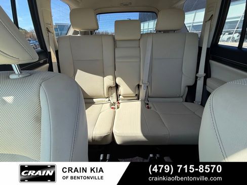 Used 2020 Lexus GX 460 Premium w/ Premium Package image 30