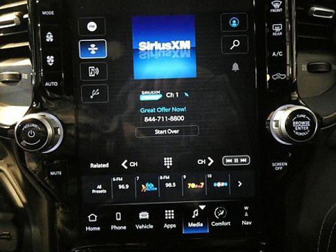 Used 2022 RAM 2500 Limited w/ Towing Technology Group image 13