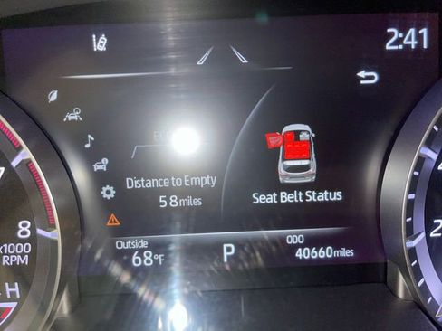 Used 2023 Toyota Highlander LE AWD/4WD image 15