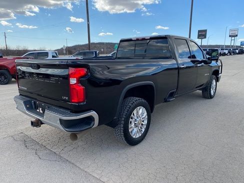 Used 2020 Chevrolet Silverado 3500 LTZ w/ LTZ Premium Package image 6