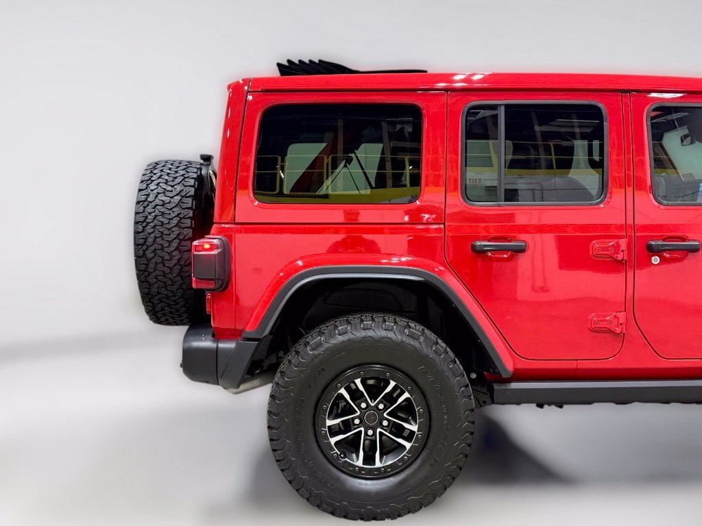Used 2026 Jeep Wrangler Unlimited Rubicon AWD/4WD image 11