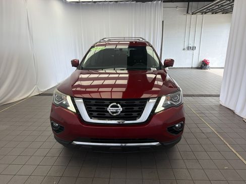 Used 2018 Nissan Pathfinder SL w/ Cargo Package AWD/4WD image 2