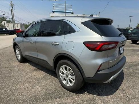 Used 2023 Ford Escape Active AWD/4WD image 6
