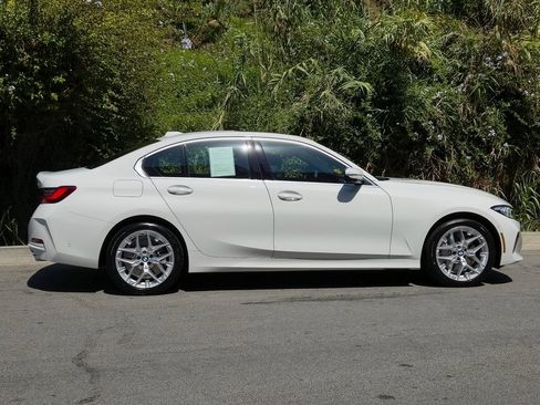 Used 2025 BMW 330i Sedan w/ Parking Assistance Package image 4