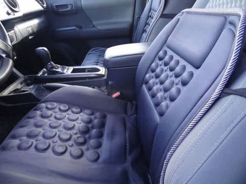 Used 2023 Toyota Tacoma SR w/ SR Convenience Package image 10