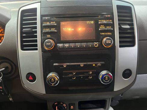 Used 2013 Nissan Frontier SV AWD/4WD image 24