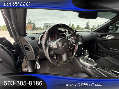 Used 2014 Nissan 370Z Touring w/ Navigation Package RWD image 2