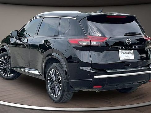 Used 2024 Nissan Rogue Platinum AWD/4WD image 11