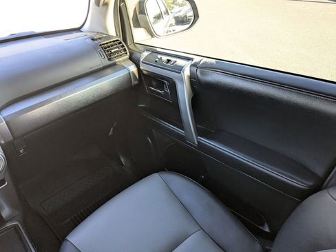 Used 2022 Toyota 4Runner SR5 Premium w/ Moonroof Package image 16