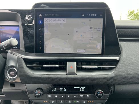 Used 2026 Subaru Outback Premium w/ Premium/Limited Package AWD/4WD image 8