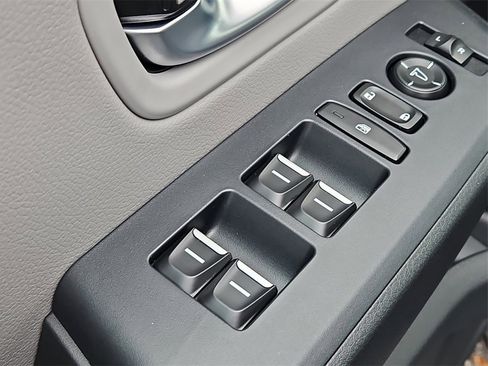 New 2025 Honda Pilot EX-L image 16