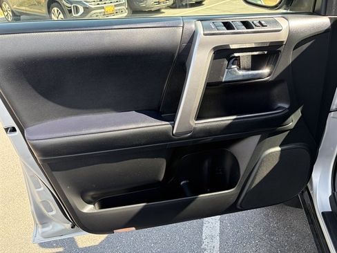Used 2024 Toyota 4Runner SR5 Premium w/ Moonroof Package AWD/4WD image 19