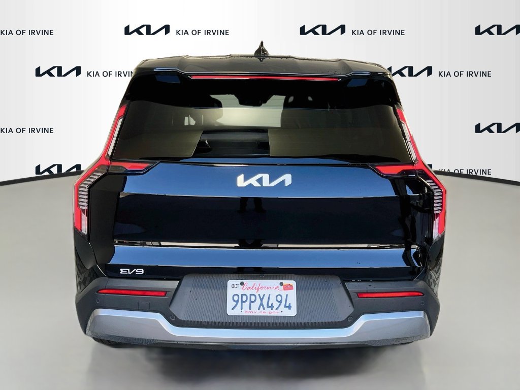 Certified 2024 Kia EV9 Light Long Range RWD image 8