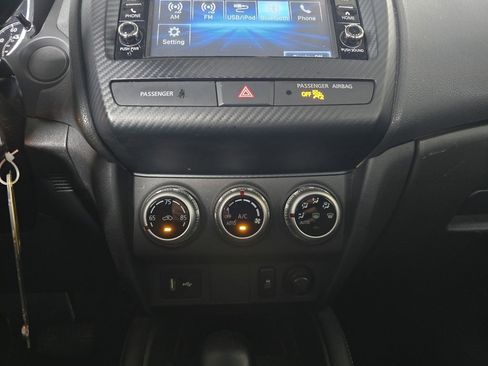 Used 2022 Mitsubishi Outlander Sport LE image 13