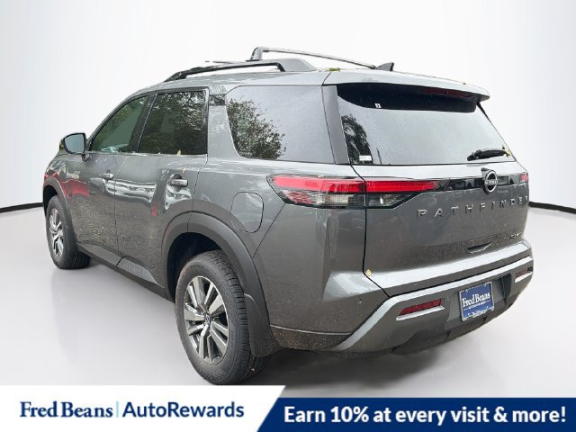 New 2026 Nissan Pathfinder SL w/ Cargo Package AWD/4WD image 5