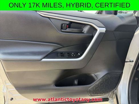 Certified 2023 Toyota RAV4 LE AWD/4WD image 18