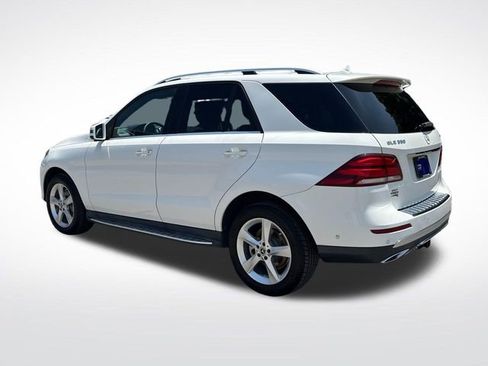 Used 2018 Mercedes-Benz GLE 350 4MATIC image 3