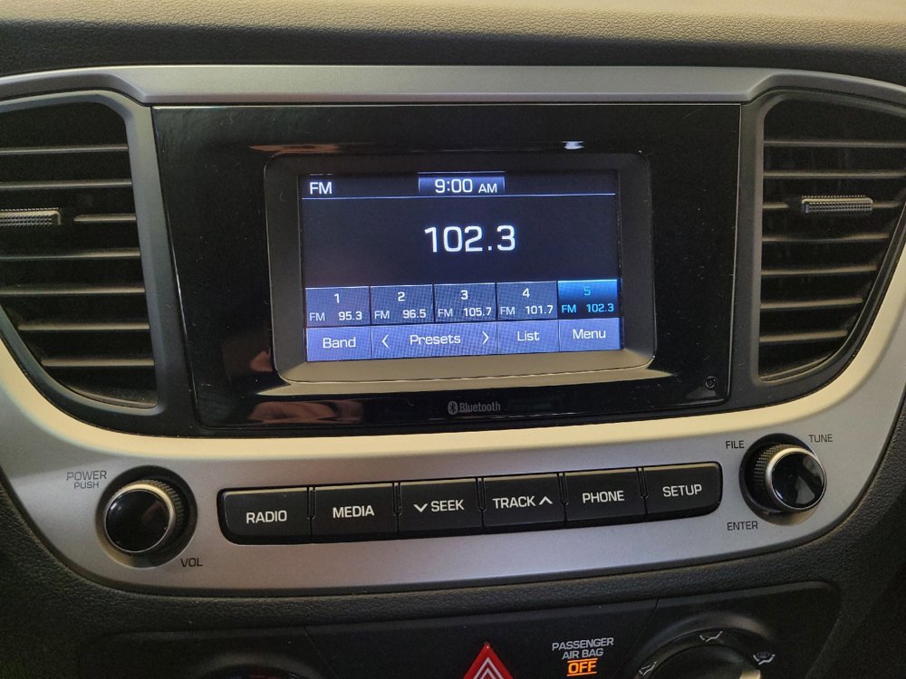Used 2020 Hyundai Accent SE FWD image 25