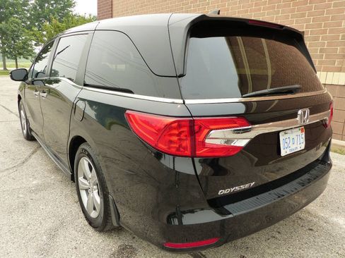 Used 2018 Honda Odyssey EX-L image 7