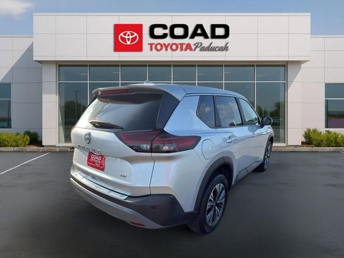 Used 2023 Nissan Rogue SV FWD image 5