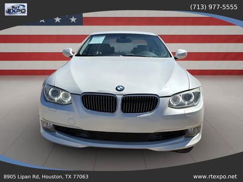 Used 2012 BMW 335i xDrive Coupe AWD/4WD image 3