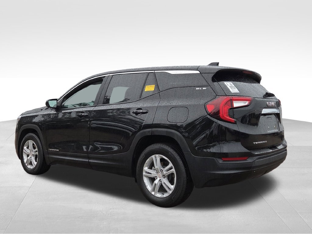 Used 2024 GMC Terrain SLE FWD image 7