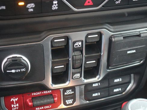 Used 2023 Jeep Wrangler Unlimited Rubicon 392 w/ Trailer Tow Package image 31