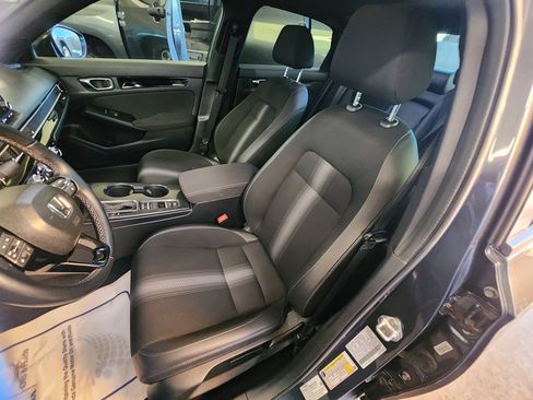 Certified 2025 Honda Civic Sport image 17