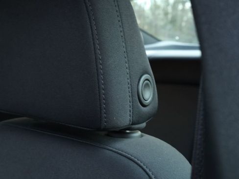 Used 2024 Chevrolet Malibu LT image 19