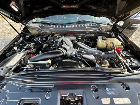 Used 2021 Ford F350 Platinum w/ FX4 Off-Road Package image 34