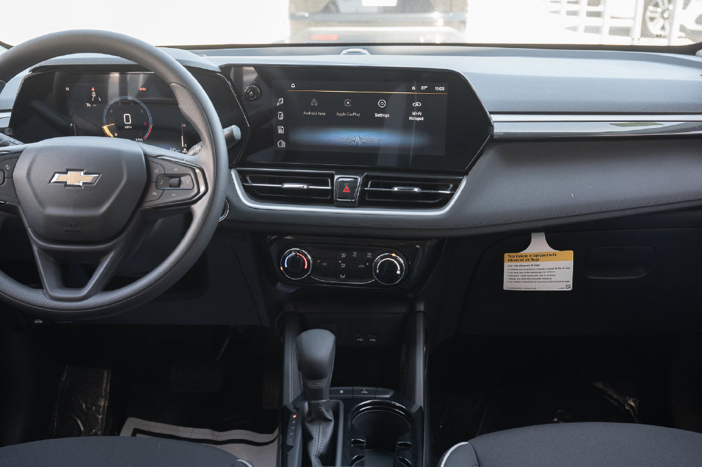 New 2026 Chevrolet TrailBlazer LT w/ Driver Confidence Package FWD image 23
