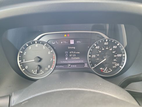 Used 2021 Nissan Titan SV w/ SV Convenience Package AWD/4WD image 24