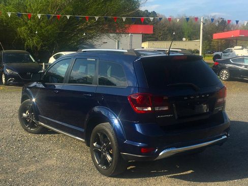 Used 2018 Dodge Journey Crossroad image 3