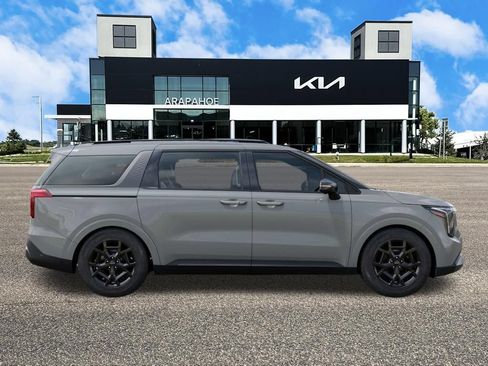 New 2027 Kia Carnival SX FWD image 7