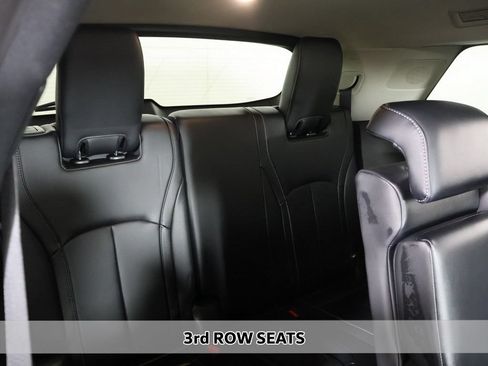 Used 2023 INFINITI QX60 Luxe w/ Cargo Package AWD/4WD image 9