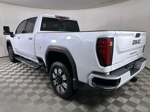 New 2026 GMC Sierra 3500 Denali w/ Denali Reserve Package AWD/4WD image 7