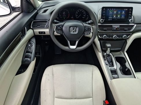 Used 2020 Honda Accord EX image 2