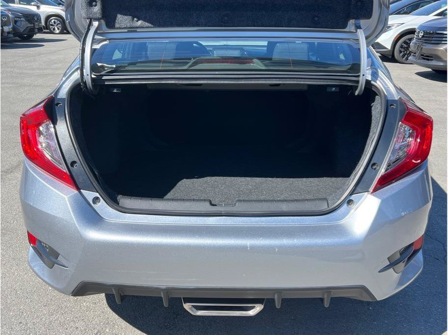 Used 2019 Honda Civic Sport image 5