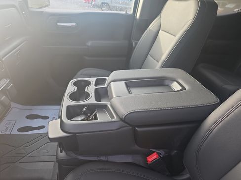 Used 2025 Chevrolet Silverado 1500 W/T w/ WT Value Package AWD/4WD image 20