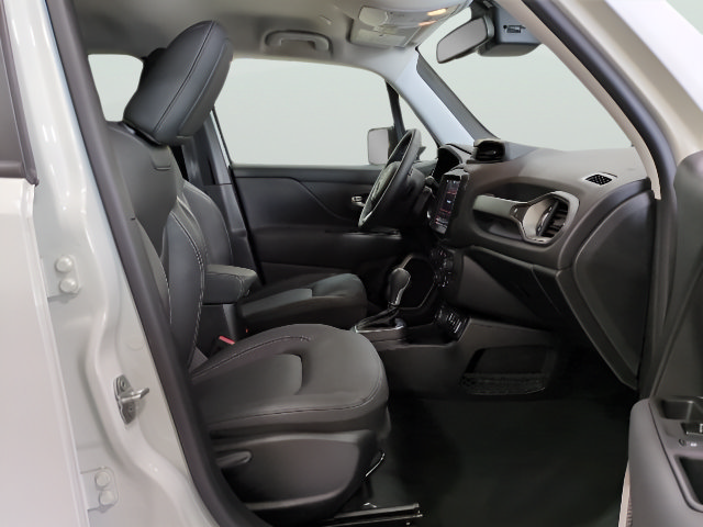 Used 2023 Jeep Renegade Limited AWD/4WD image 13