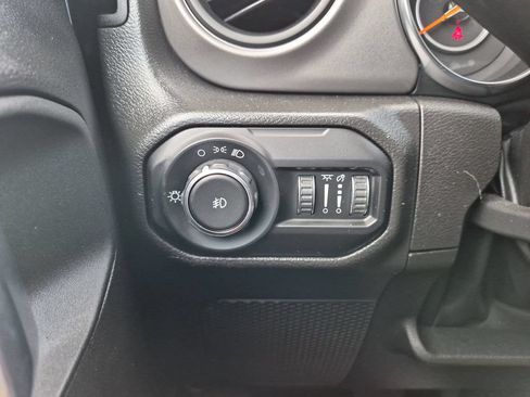 Used 2022 Jeep Wrangler Unlimited Sport AWD/4WD image 16